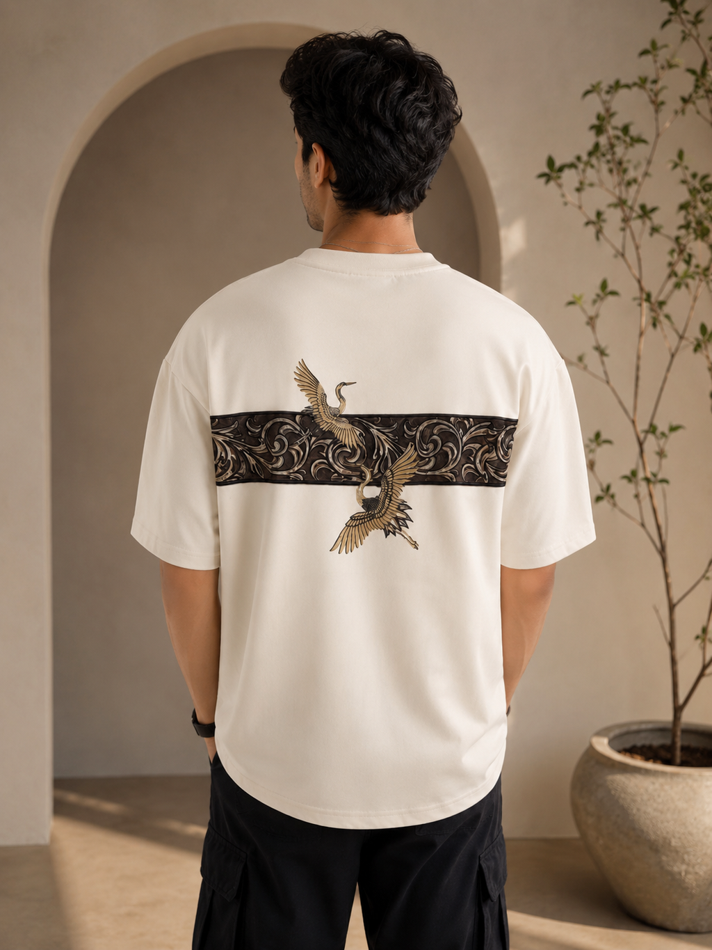 BACK WING CREST OVERSIZE TEE-SHIRT