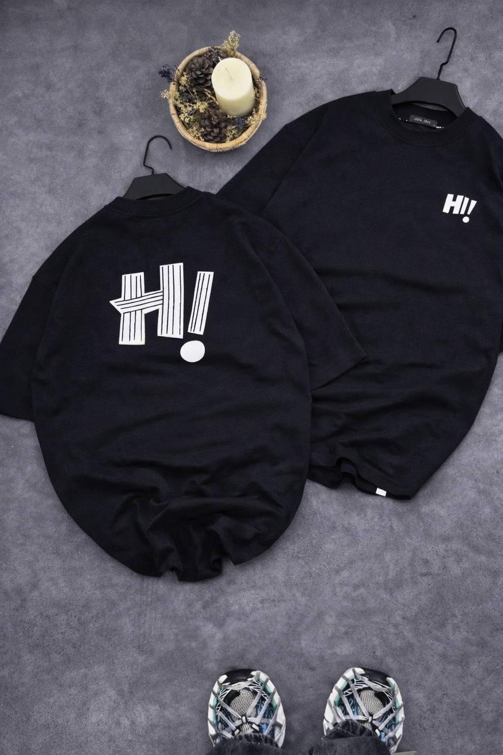 “HI”GRAPHIC PRINTED TEES