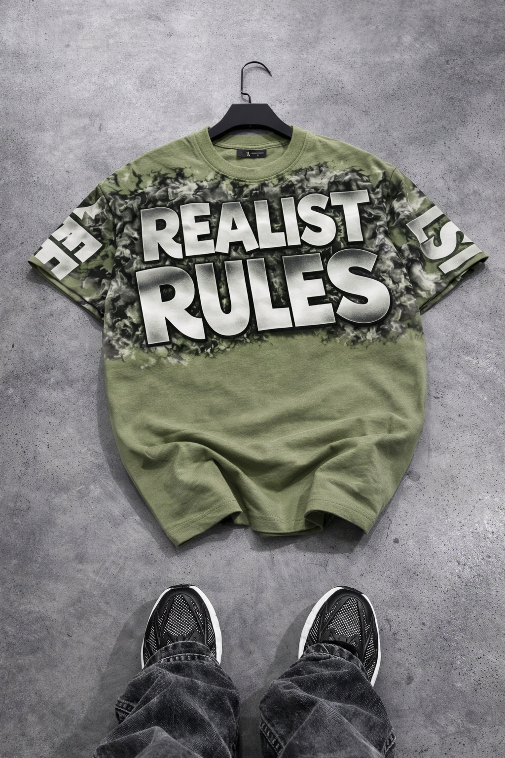 STREET SMOKE GRAPHIC TEE