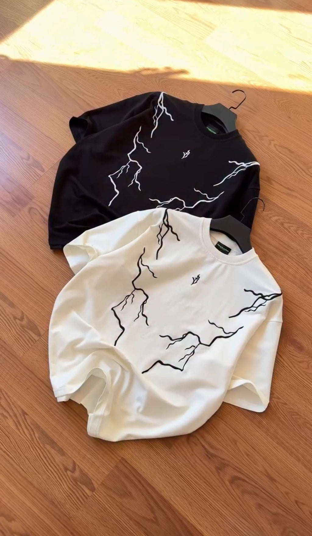 BLACKOUT THUNDER OVERSIZED TEE-SHIRT
