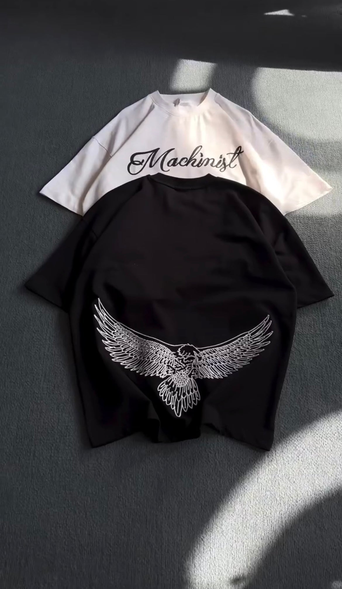 EAGLE FLY OVERSIZED GRAPHIC TEES