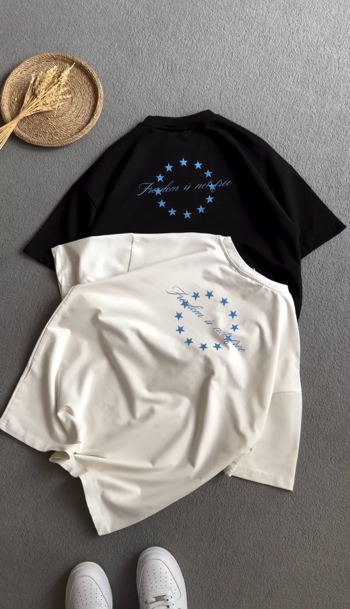 STAR GRAPHIC OVERSIZE TEE